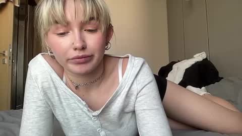 my fansly Charming daisy              My Wishlist  for new toys     online show from February 14, 9:56 am