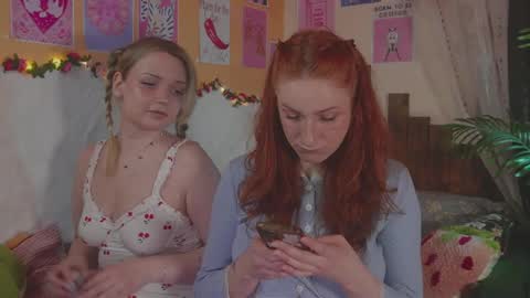 Snapshot of charming_lilly chatting on April 12, 6:46 pm Lissa online show from April 12, 6:46 pm