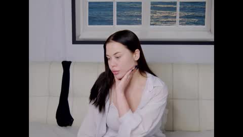 charming_lolla online show from October 3, 4:09 am