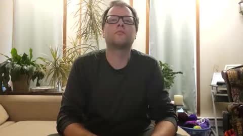 Snapshot of charmingatom chatting on November 1, 2:41 pm charmingatom online show from November 1, 2:41 pm