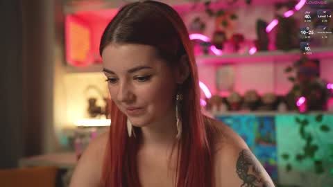 Belle and Miley online show from February 19, 8:10 pm