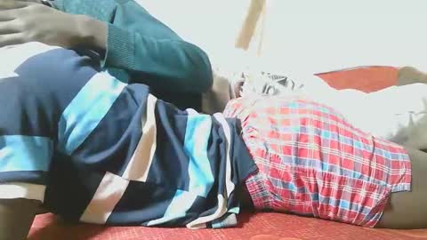 Snapshot of charmzboy chatting on November 2, 6:38 am charmzboy online show from November 2, 6:38 am