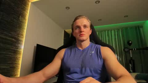 Chase Reed online show from November 16, 5:18 pm