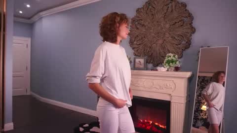 chasitykolenda online show from October 8, 8:28 pm
