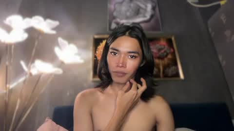 PAPI BEBE online show from July 5, 5:20 pm