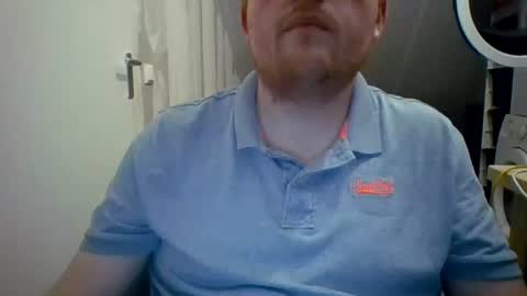 Snapshot of chattygingerboy chatting on June 25, 10:36 pm Gingerboy online show from June 25, 10:36 pm