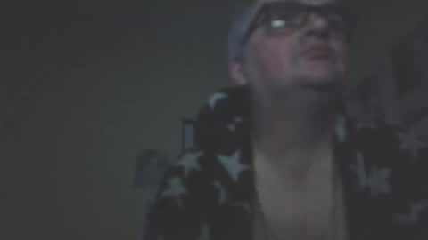 lee online show from November 3, 11:59 pm