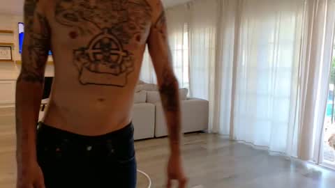 Snapshot of chaturhoe chatting on September 29, 12:38 am Rockhard Cockstar N Roxynyes online show from September 29, 12:38 am