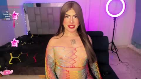 Sophie  online show from June 3, 10:59 pm