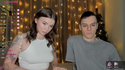 Em online show from December 24, 3:05 pm