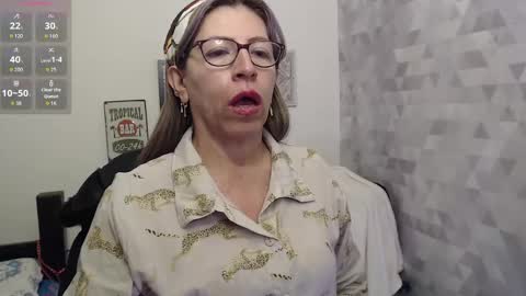 CHAYLA VICTORIA RUIZ  online show from September 15, 9:26 pm