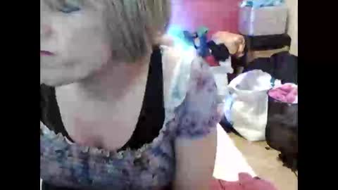 Snapshot of chcipolknouttvyhoptaka chatting on November 9, 4:11 am chcipolknouttvyhoptaka online show from November 9, 4:11 am