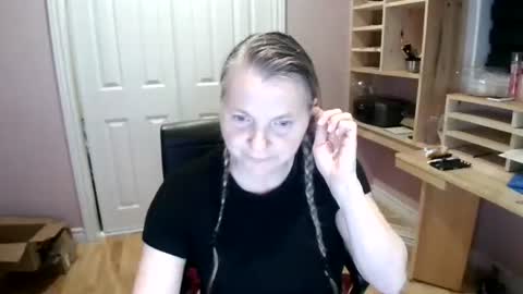 chealsiek online show from November 28, 12:46 am