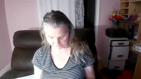 chealsiek online show from July 25, 2:09 am