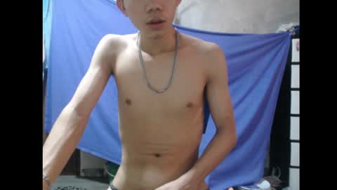 Snapshot of cheap_thrillls chatting on July 1, 4:25 am kenzy online show from July 1, 4:25 am