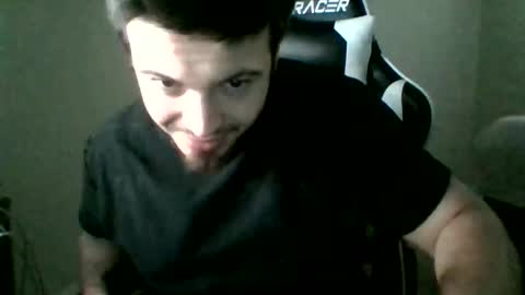 cheddarbob93695 online show from December 3, 10:41 pm