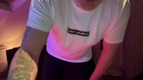 Snapshot of cheekylondon70 chatting on February 5, 11:50 pm Cheekylondon online show from February 5, 11:50 pm