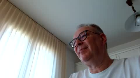 cheer2u online show from July 8, 11:04 am