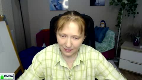 cheerful_madam1 online show from May 10, 12:21 pm