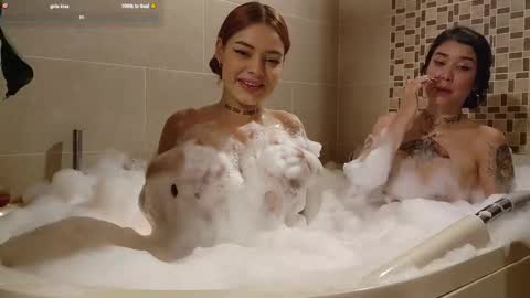 Snapshot of cheeseburgerjesus chatting on February 15, 11:58 pm Cheesburger Jesus and whoever showed up. online show from February 15, 11:58 pm