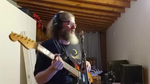 Snapshot of cheeseburgerjesus chatting on February 20, 10:59 pm Cheesburger Jesus and whoever showed up. online show from February 20, 10:59 pm