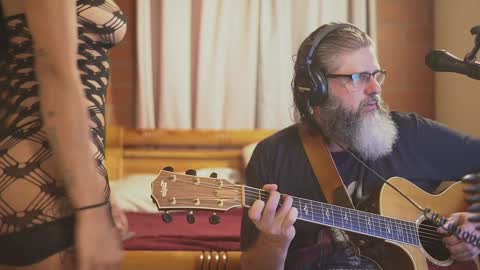 Snapshot of cheeseburgerjesus chatting on March 4, 1:12 am Cheesburger Jesus and whoever showed up. online show from March 4, 1:12 am