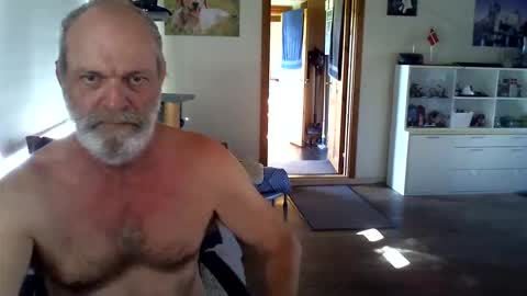 Snapshot of chefben666 chatting on October 14, 10:27 am chefben666 online show from October 14, 10:27 am