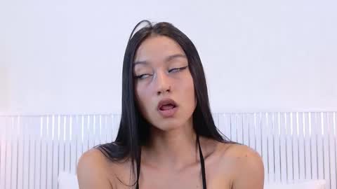 Snapshot of chel_hilton chatting on March 9, 8:24 pm Chel online show from March 9, 8:24 pm