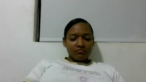 Snapshot of chelcym chatting on May 13, 7:17 am cherlcym online show from May 13, 7:17 am