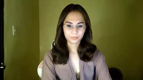 Snapshot of chelly4u69 chatting on May 16, 10:36 am chelly4u69 online show from May 16, 10:36 am