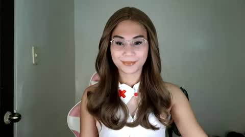 Snapshot of chelly4u69 chatting on June 29, 12:50 am chelly4u69 online show from June 29, 12:50 am