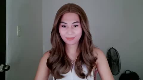 Snapshot of chelly4u69 chatting on July 23, 12:02 am chelly4u69 online show from July 23, 12:02 am