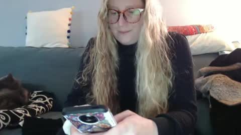 Snapshot of chelseasentra1 chatting on December 20, 7:39 pm Chelsea online show from December 20, 7:39 pm