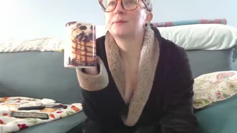 Snapshot of chelseasentra1 chatting on March 10, 7:29 pm Chelsea online show from March 10, 7:29 pm