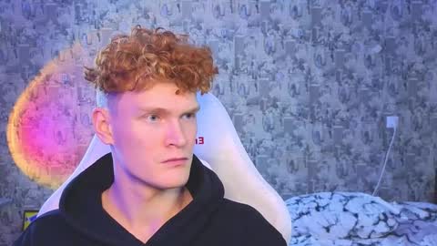 Snapshot of chem1ko chatting on February 20, 4:28 am LUCASRYANPVT IS OPEN online show from February 20, 4:28 am