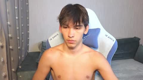 Snapshot of chem1ko chatting on March 12, 7:35 am LUCASRYANPVT IS OPEN online show from March 12, 7:35 am