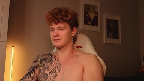 LUCASRYANPVT IS OPEN online show from November 26, 4:13 am