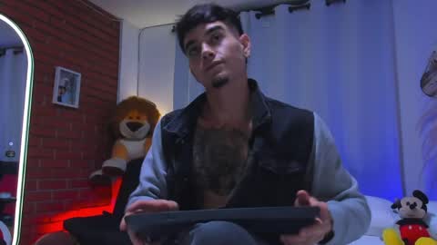 chepe vause online show from April 5, 10:51 pm