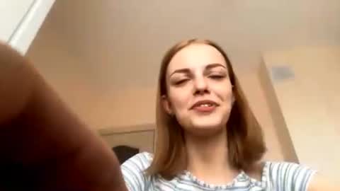 Snapshot of cherikrasner chatting on June 14, 10:28 am Mia online show from June 14, 10:28 am