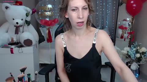 Snapshot of cherishsia chatting on January 13, 4:07 am Adriana online show from January 13, 4:07 am