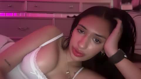 Snapshot of cherliecarmen chatting on January 29, 10:43 pm cherliecarmen online show from January 29, 10:43 pm