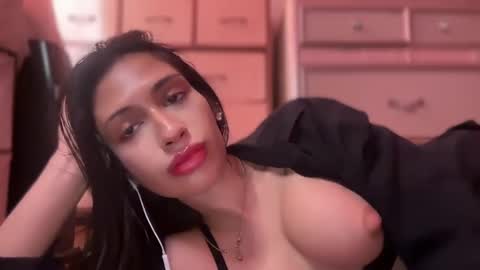 Snapshot of cherliecarmen chatting on February 26, 8:00 pm cherliecarmen online show from February 26, 8:00 pm