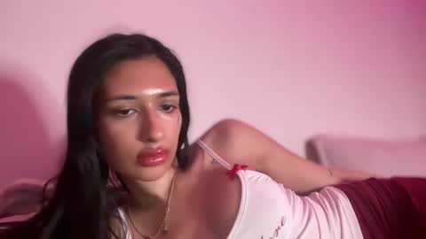 Snapshot of cherliecarmen chatting on March 9, 2:07 am cherliecarmen online show from March 9, 2:07 am