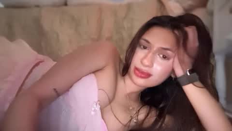 Snapshot of cherliecarmen chatting on October 5, 11:02 pm cherliecarmen online show from October 5, 11:02 pm