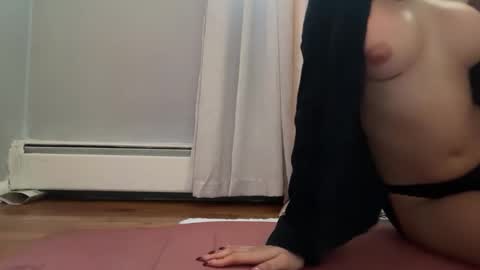 cherliecarmen online show from November 15, 6:48 pm