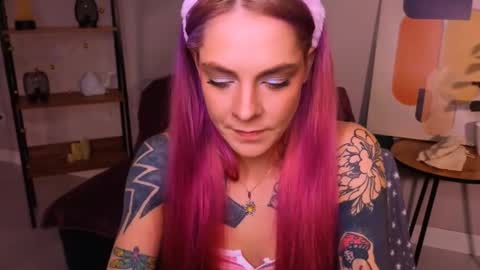 Sherry online show from March 5, 9:33 pm