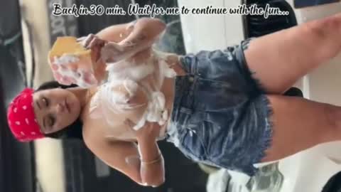 C H E R R Y  online show from November 13, 10:36 am