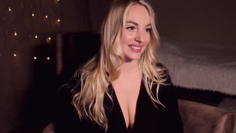 CherryBomb online show from January 19, 4:57 pm