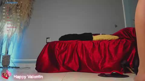 Snapshot of cherry_bony chatting on February 18, 9:42 pm Cherry Bony online show from February 18, 9:42 pm