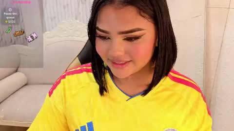 Snapshot of cherry_bunny_cn chatting on June 17, 1:56 pm cherry_bunny_cn online show from June 17, 1:56 pm